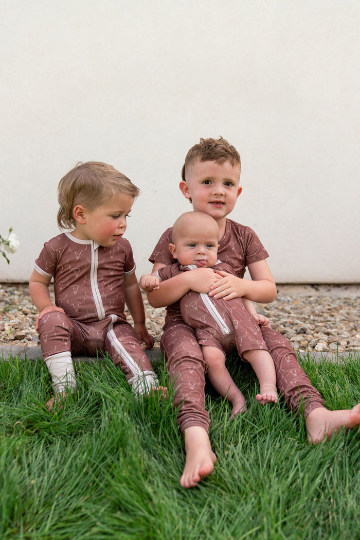 LONGHORNS | SHORT SLEEVE
