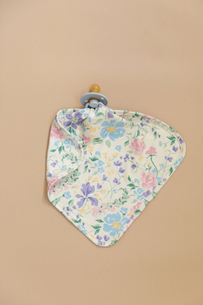 SPRING BLOOMS | LOVIE