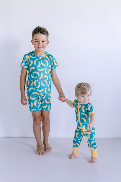 BANANAS | SHORT SLEEVE ZIPPER ONE PIECE