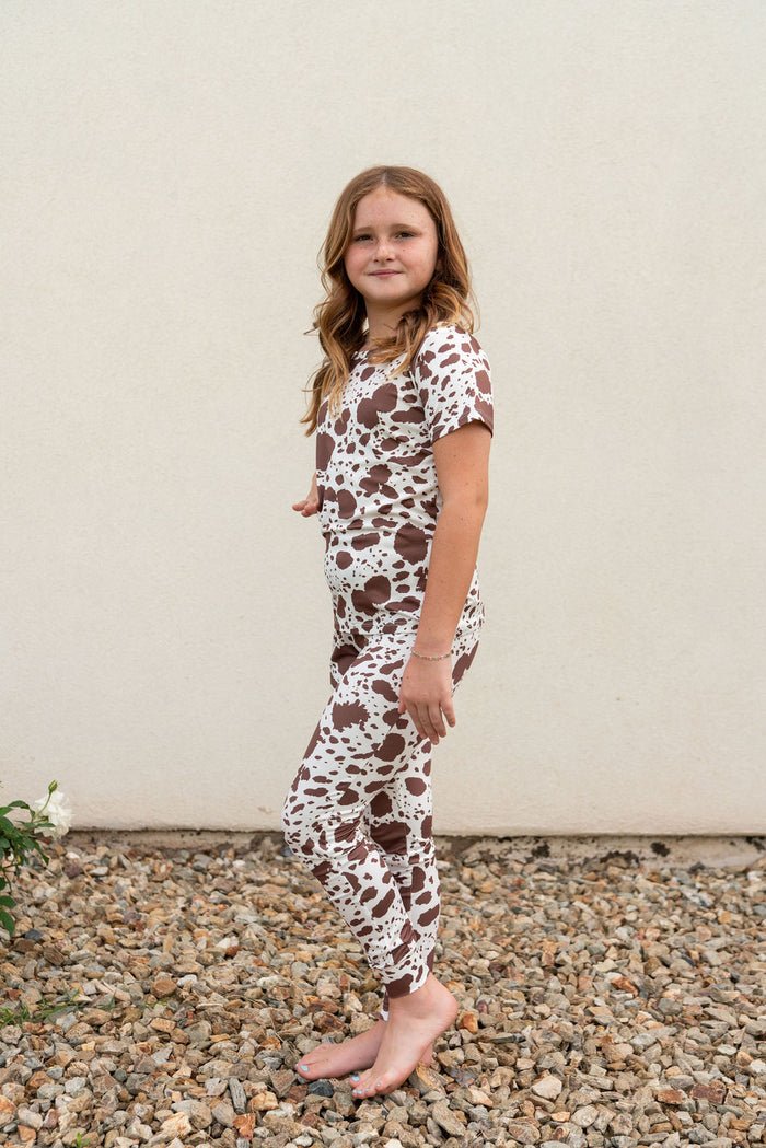 BROWN CATTLE | SHORT SLEEVE