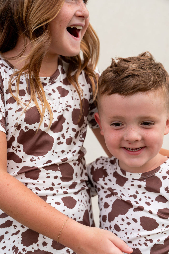 BROWN CATTLE | SHORT SLEEVE