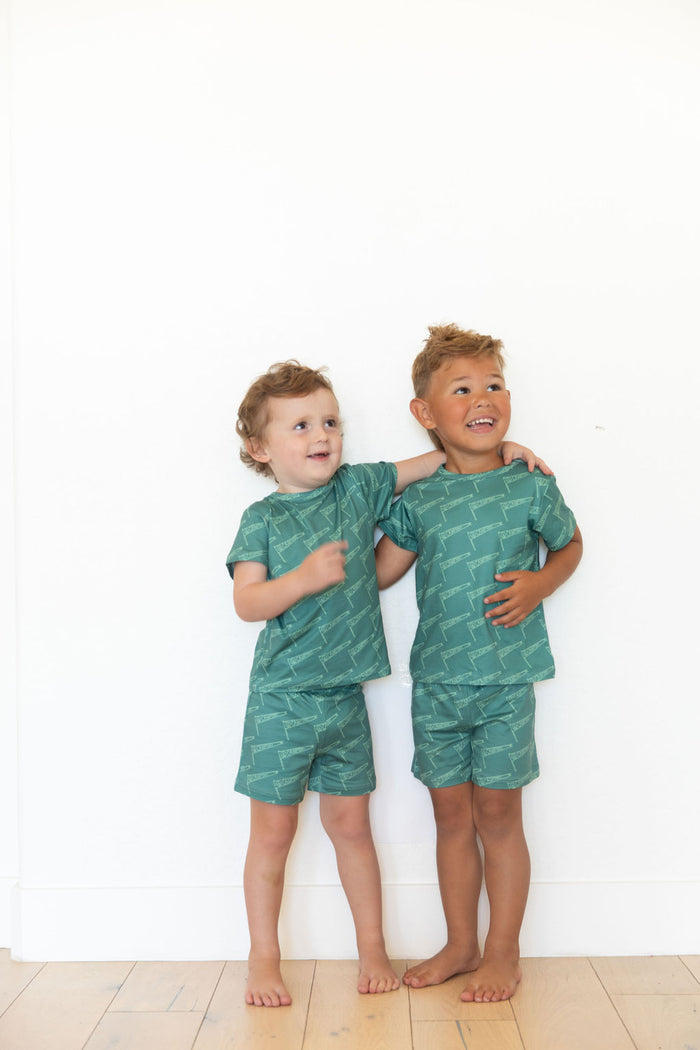 CAMPING BANNER | SHORT SET