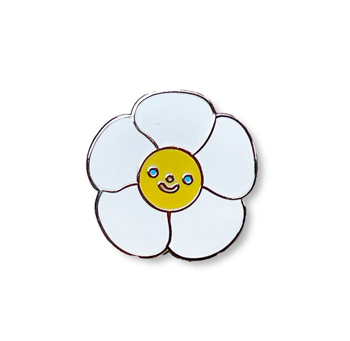 Felicia Chiao Daisy Pin Giant Robot