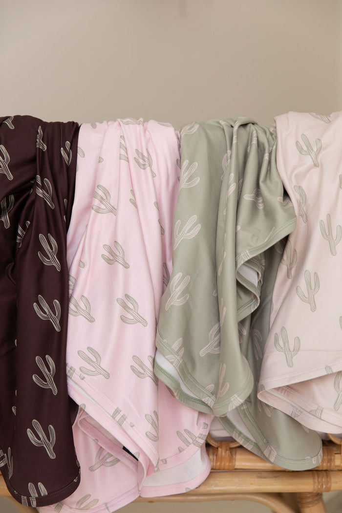GREEN + LIGHT PINK CACTUS | SWADDLE