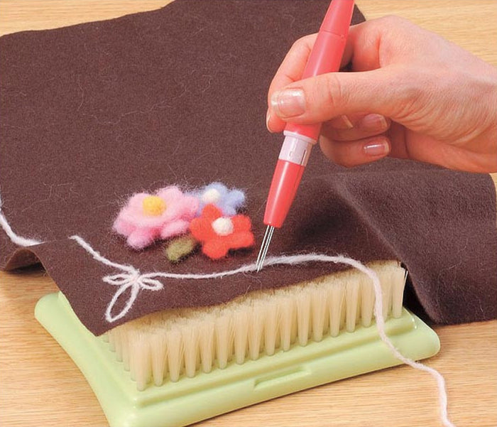 Pen Style Needle Felting Tool - Zipper and Thread