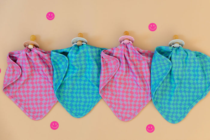 PINK + PURPLE WAVY CHECKER | LOVIE