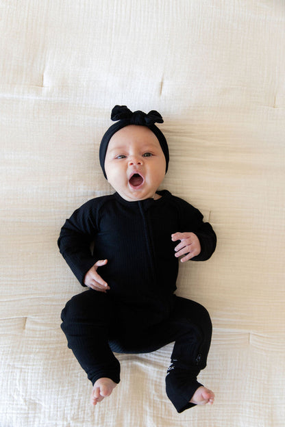 RIBBED SOLID BLACK | ZIPPER ONE PIECE