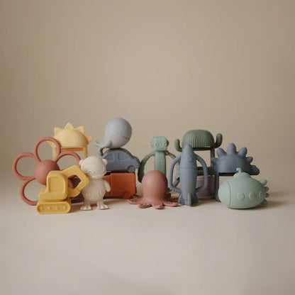 ROCKET RATTLE TEETHER