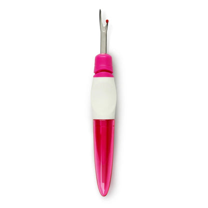 SEAM RIPPER WITH PROTECTIVE CAP - Zipper and Thread