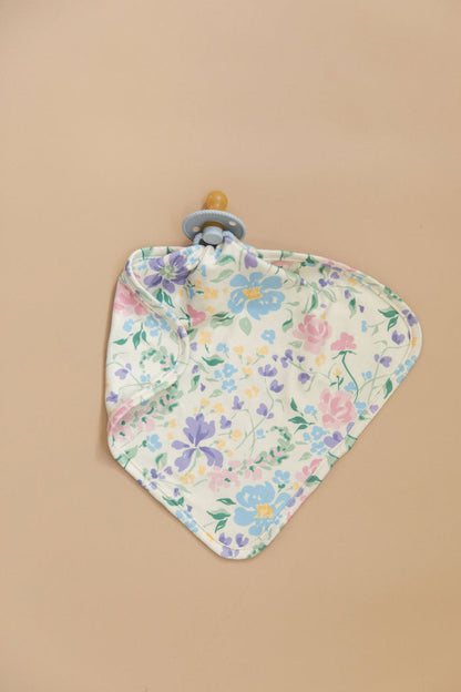 SPRING BLOOMS | LOVIE