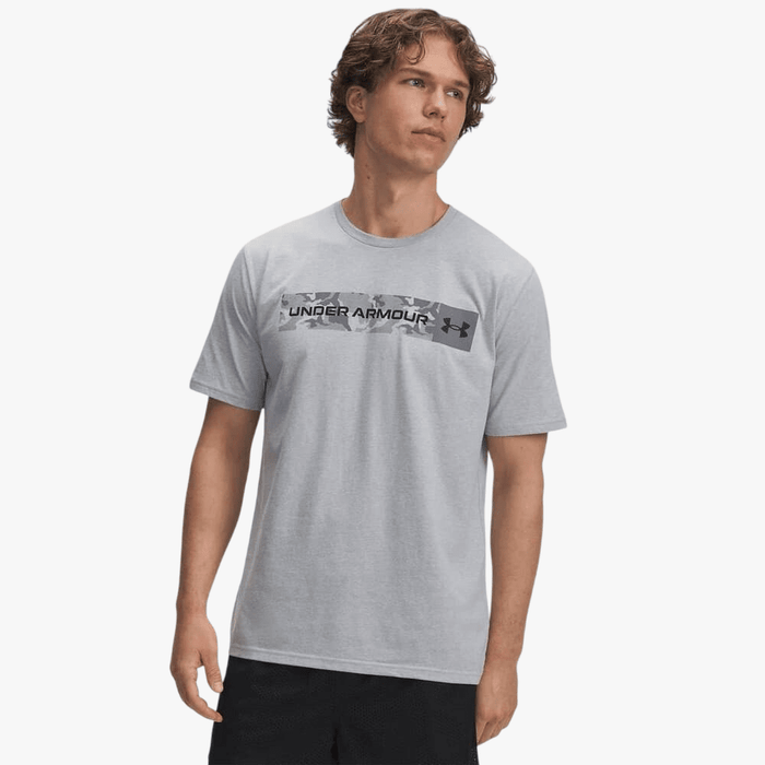 Under Armour Mens Camo Chest Stripe Short Sleeve Tee 011 Gray | Under Armour